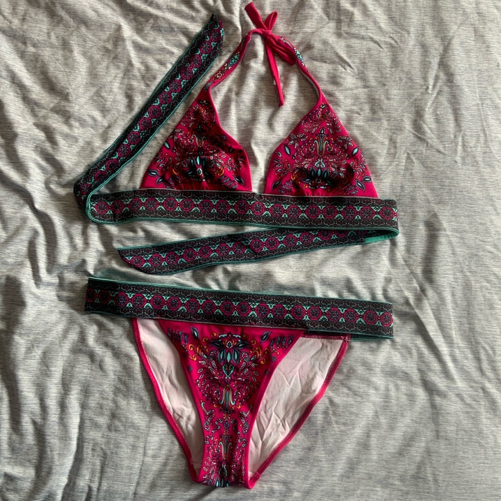 Victoria’s Secret bikini small top medium bottom